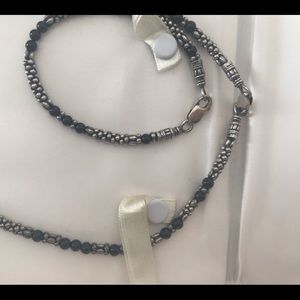 Necklace and bracelet set